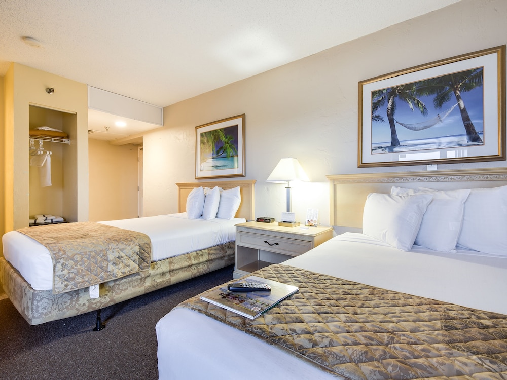 Beachside Hotel 14/60