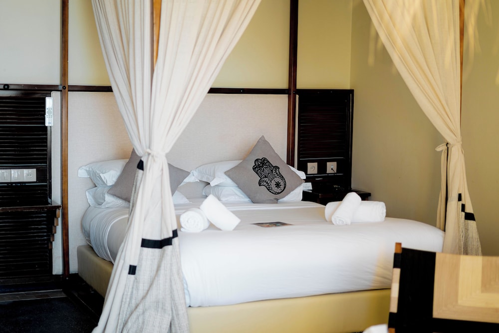 Panoramic, King Bed