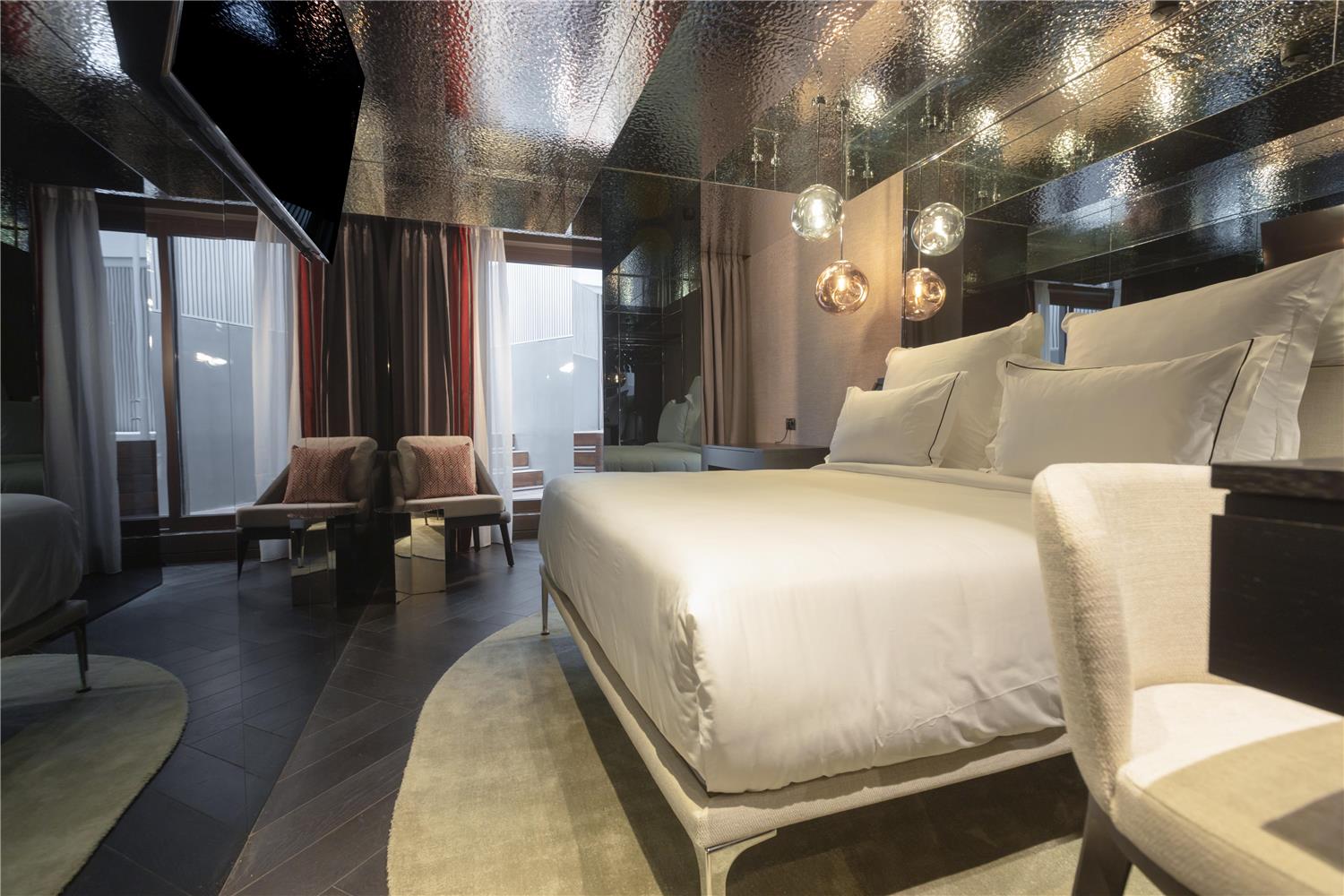 Guest Room, King Bed, Hot Tub, Terrace