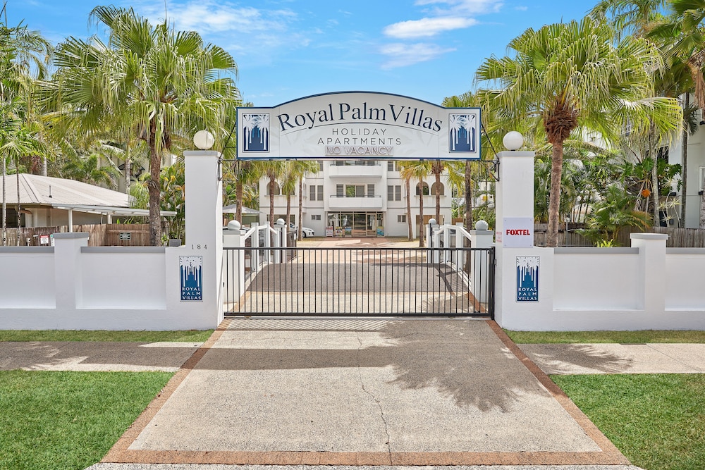 Royal Palm Villas Cairns 23/29