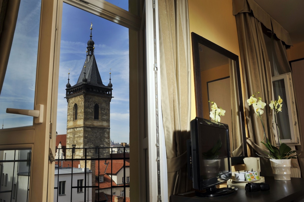 Hotel Praga 1 7/44