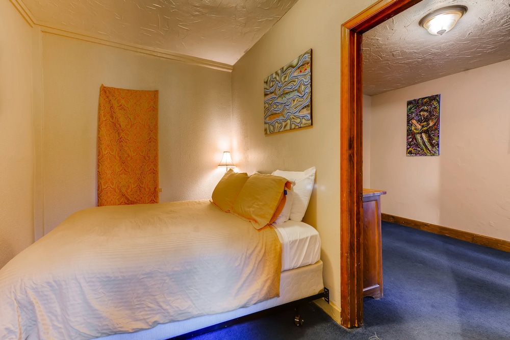 Cliff House Lodge Bed and Breakfast 19/72