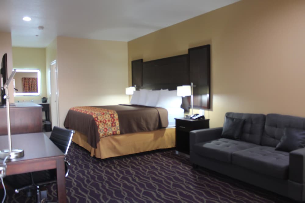 Express Inn & Suites - Bush Airport 23/34