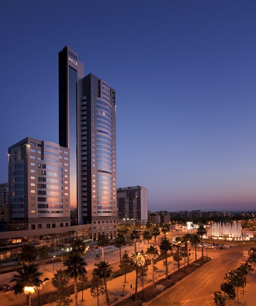 Melia Valencia Palacio de Congresos Formely Hilton Valencia 68/73