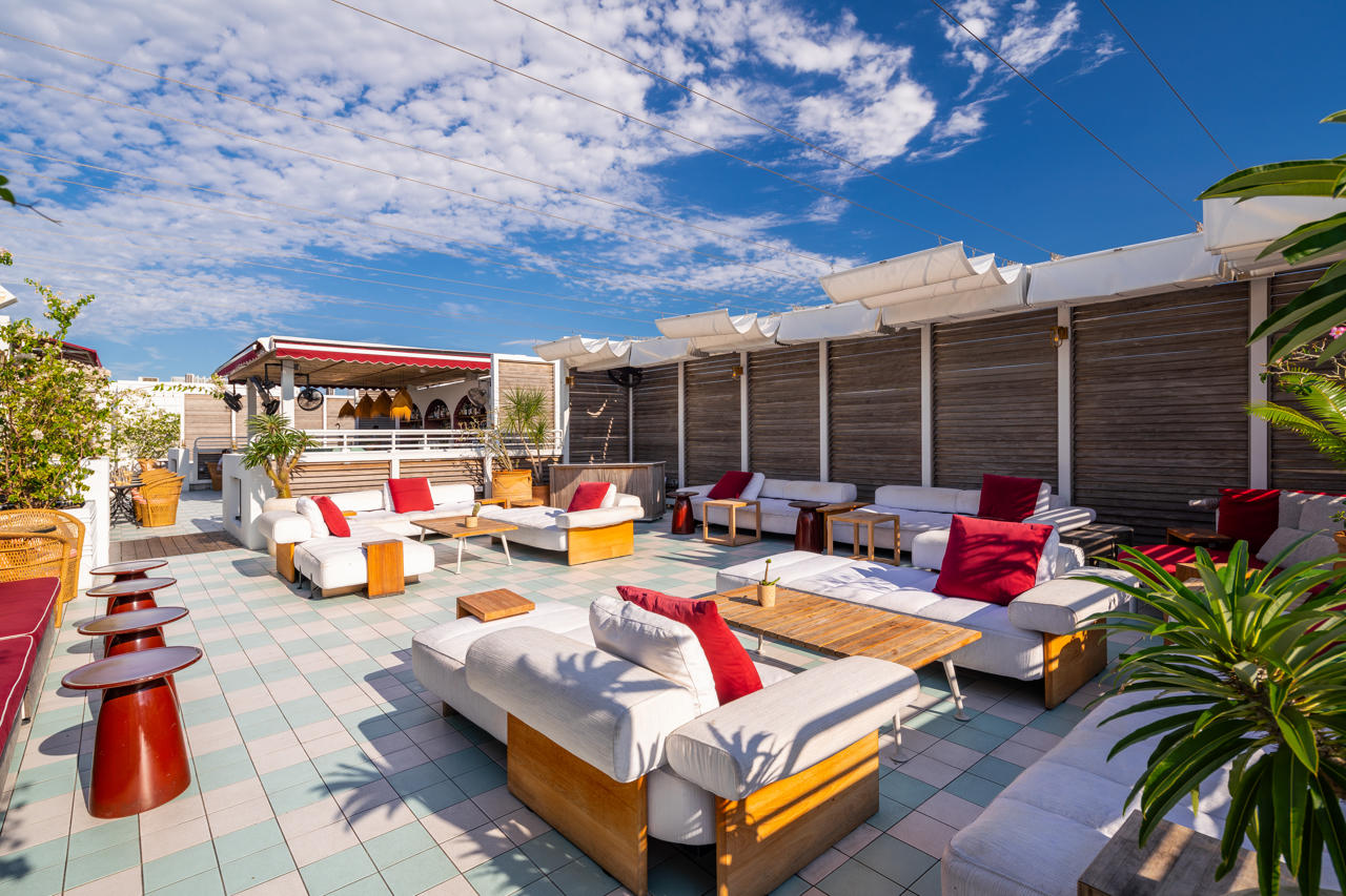 Esme Miami Beach 60/61