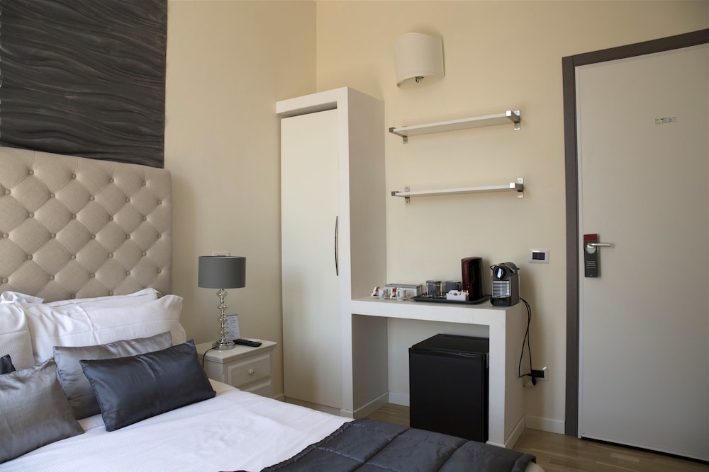 504 CORSO SUITES 38/76