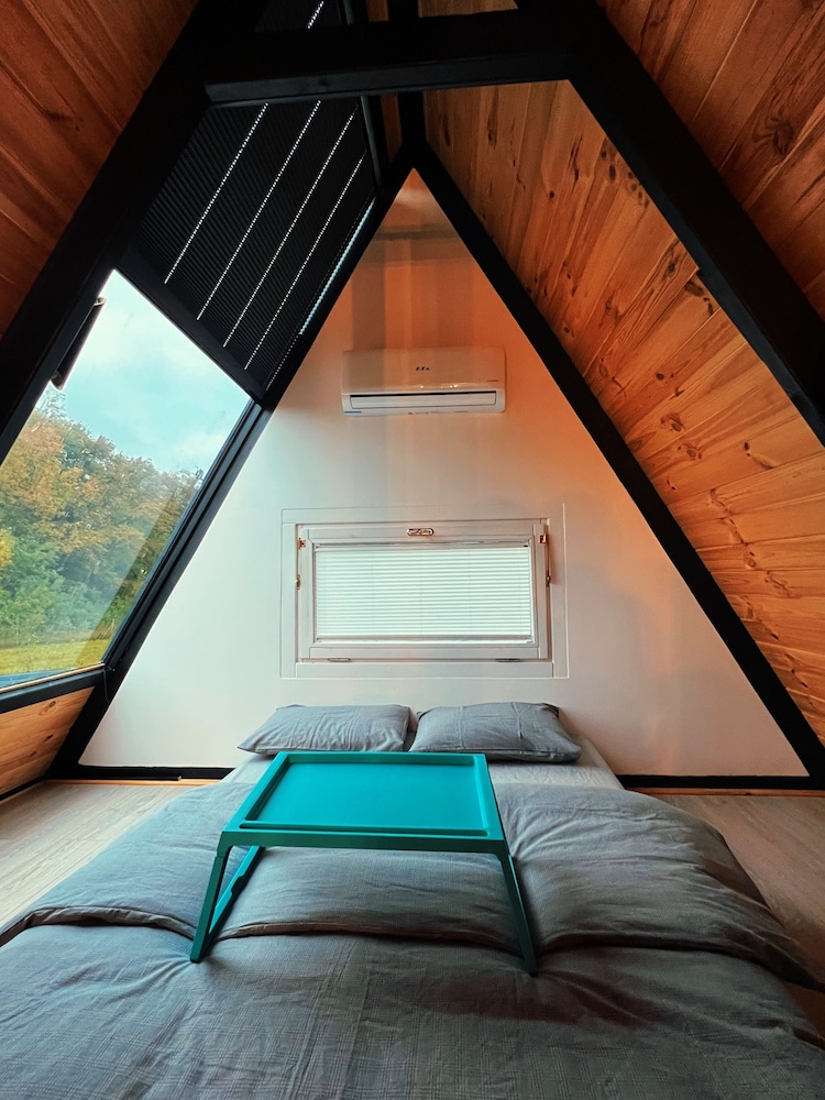Pentalow Cabin 12/50