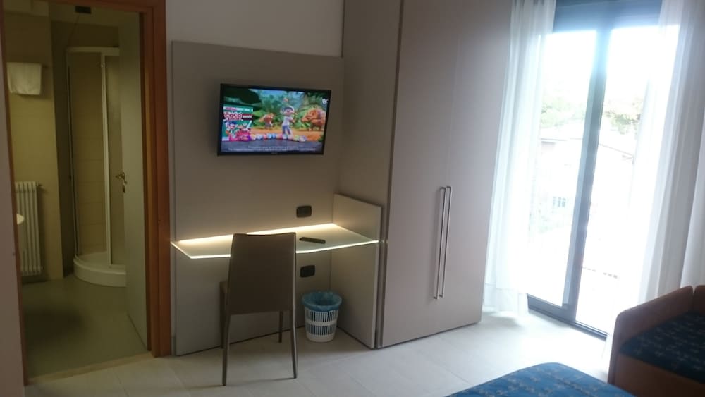 Helvetia Hotel 17/20