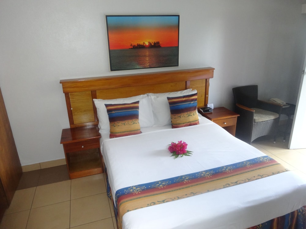 Suva Motor Inn 16/50
