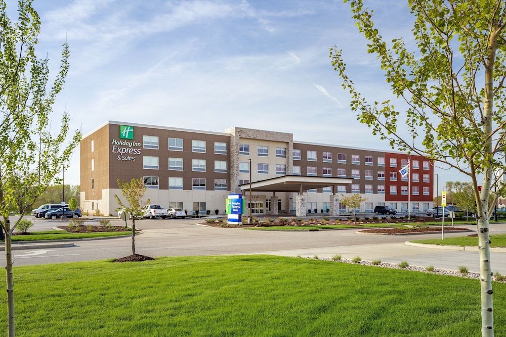 Holiday Inn Express & Suites Hammond 1/69