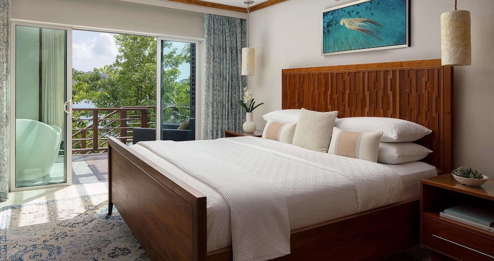 1 Bedroom, Elite, Suite, Villa, King Bed, Ocean View, Butler
