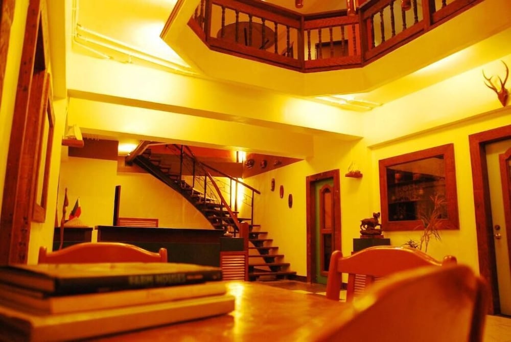 Centro Mactan Suites 19/22