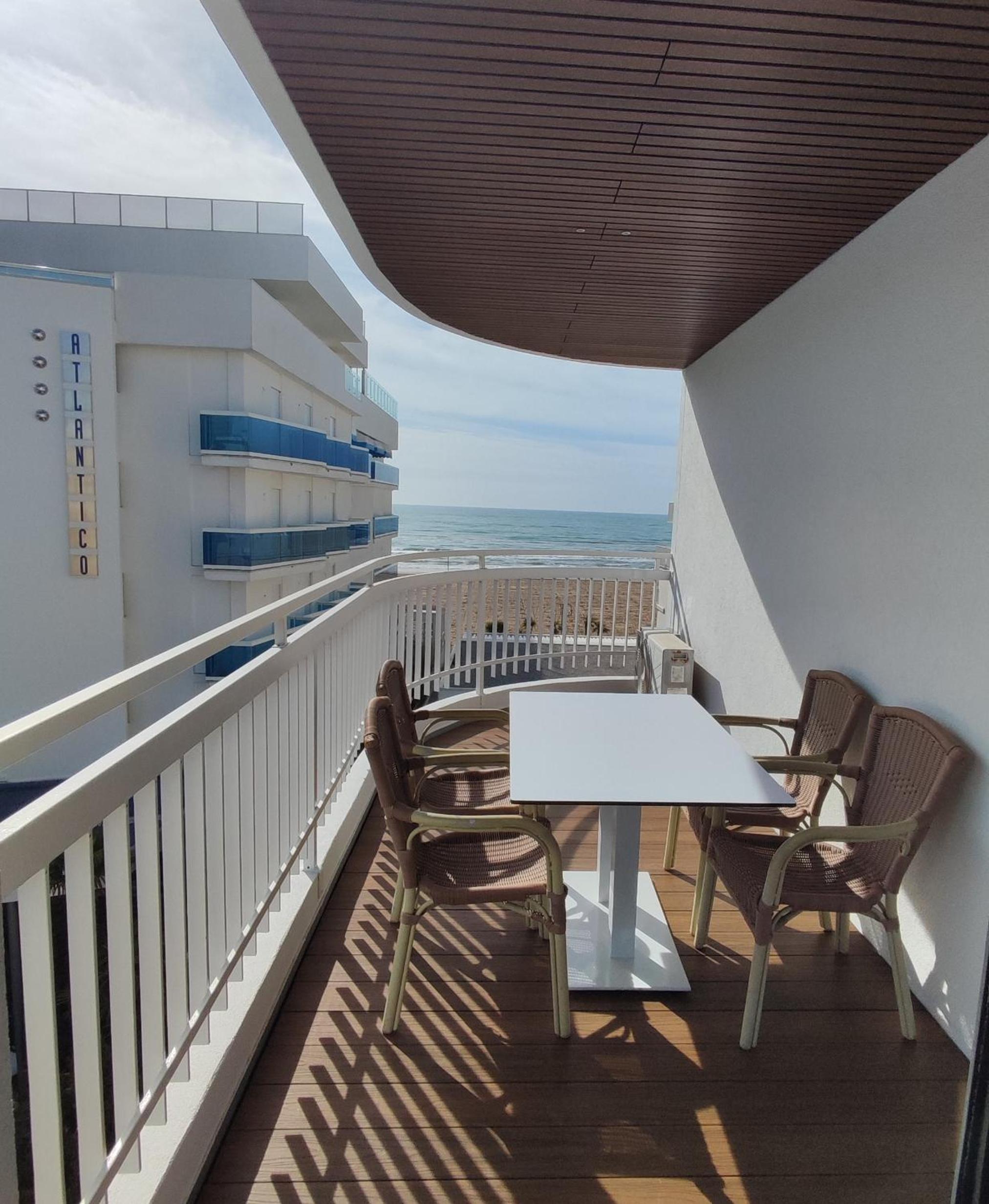 Hotel Atlantico 18/50