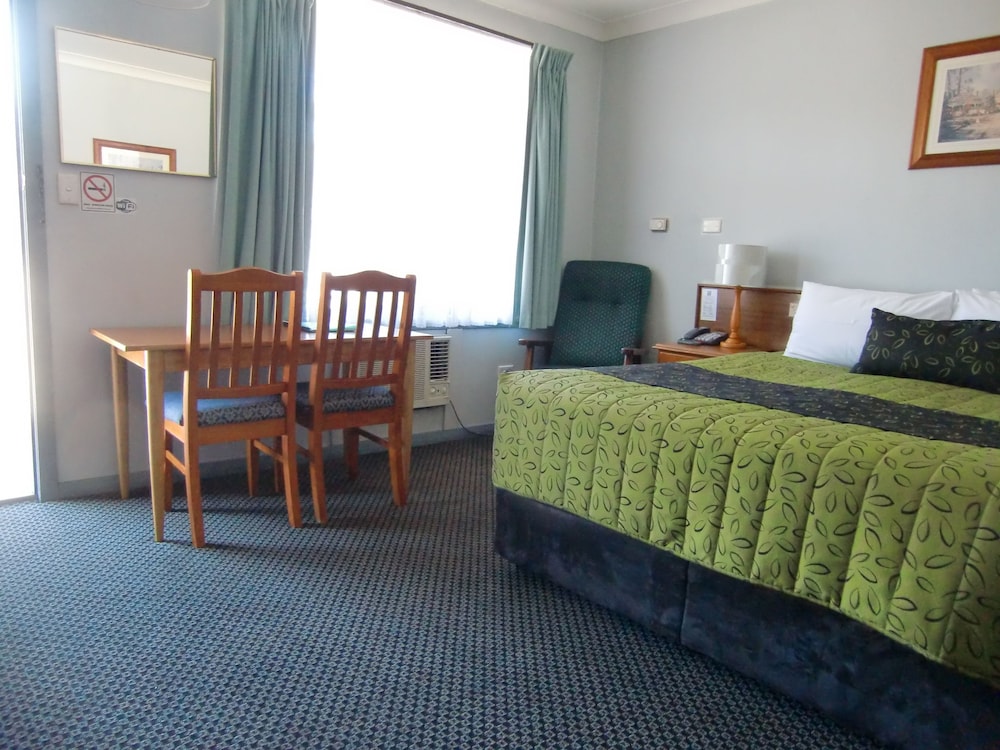 Bairnsdale Kansas City Motel 13/30