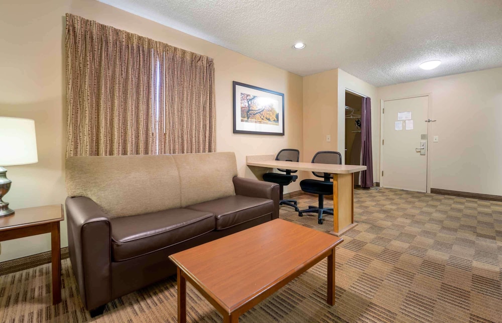 Extended Stay America - Cincinnati – Blue Ash – Reagan Hwy 30/46