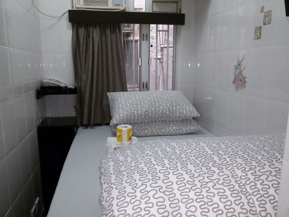 Aashiana Hotel 13/33