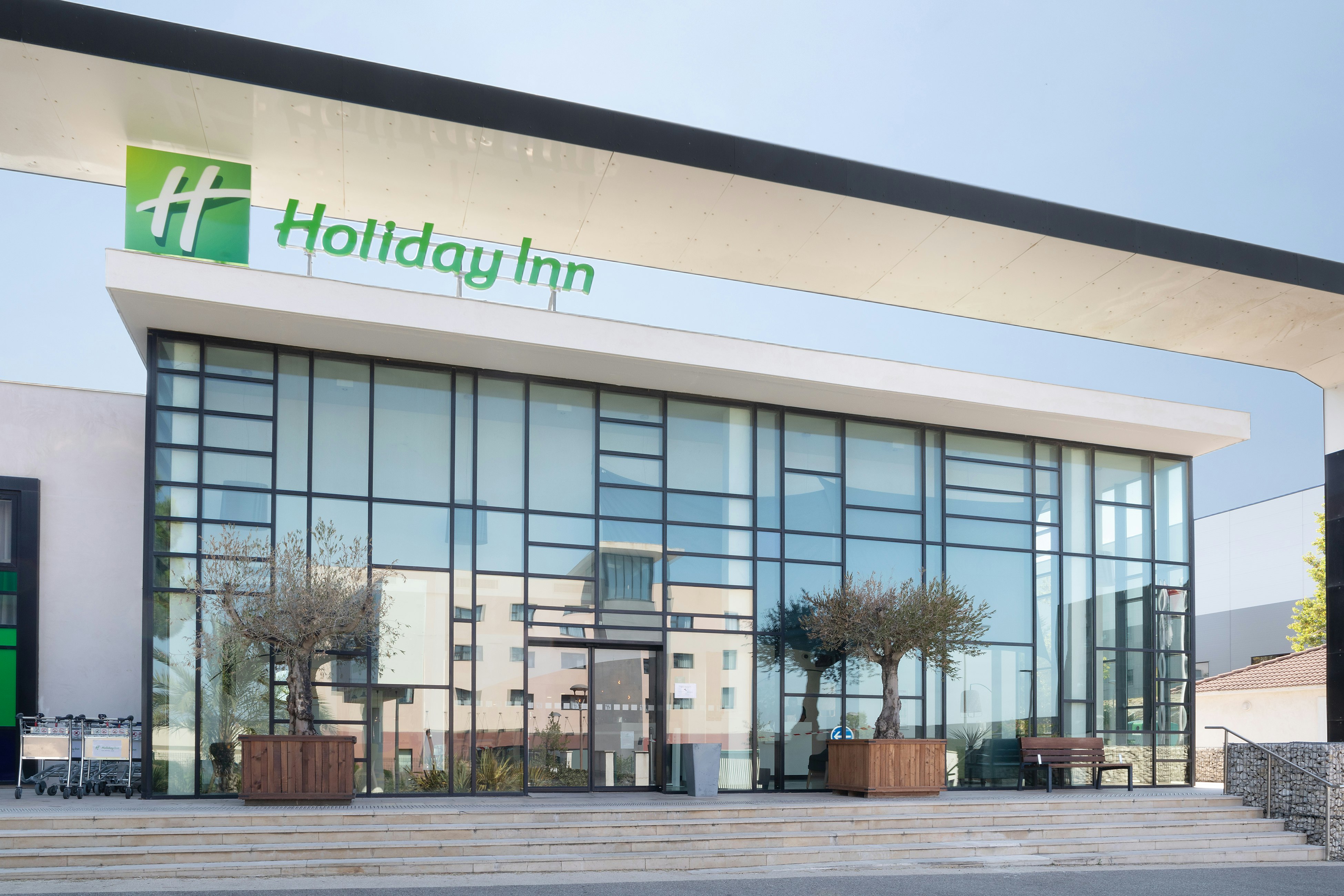 Holiday inn Marseille Airport (Ex Golden Tulip) 4/81