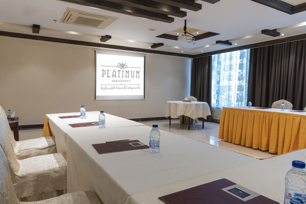 بلاتينيوم السبعين للأجنحة الفندقية(Platinum Seventy Serviced Apartments) 59/61