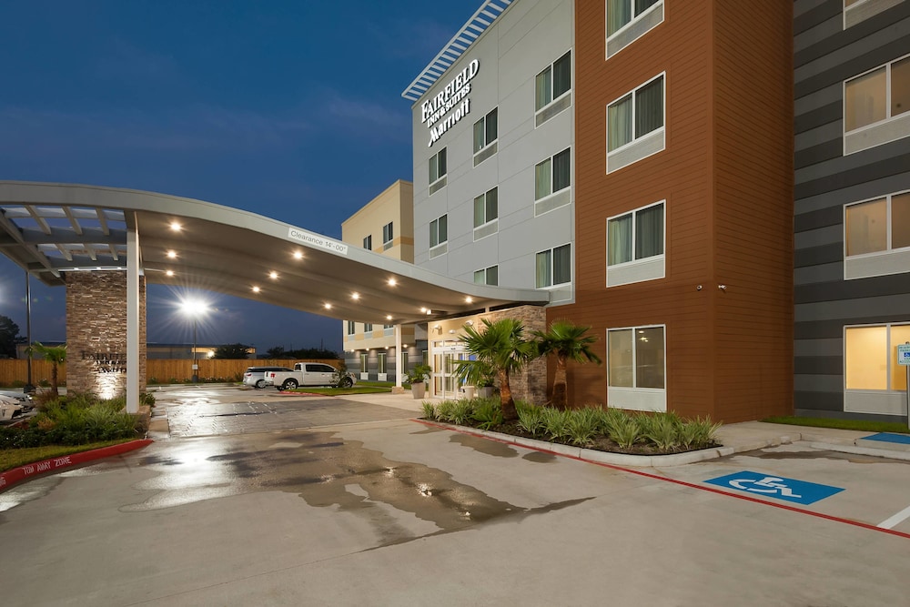Fairfield Inn & Suites Houston Northwest/Willowbrook 4/38