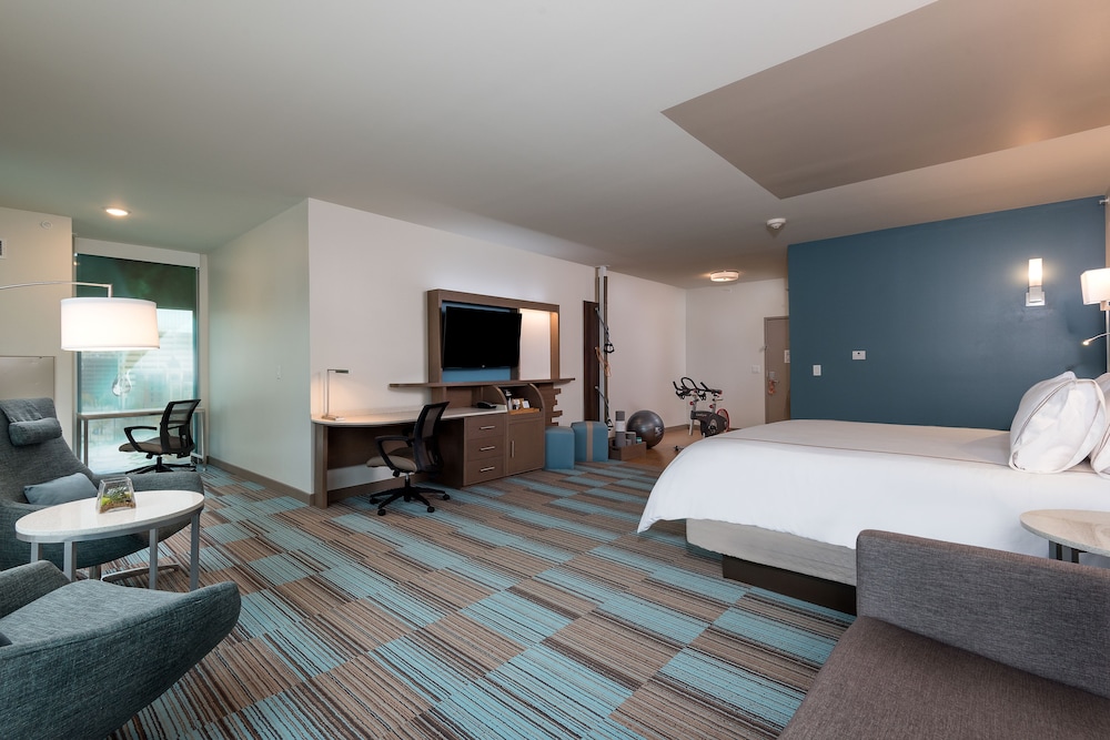 Even Omaha Downtown Hotels 12/57