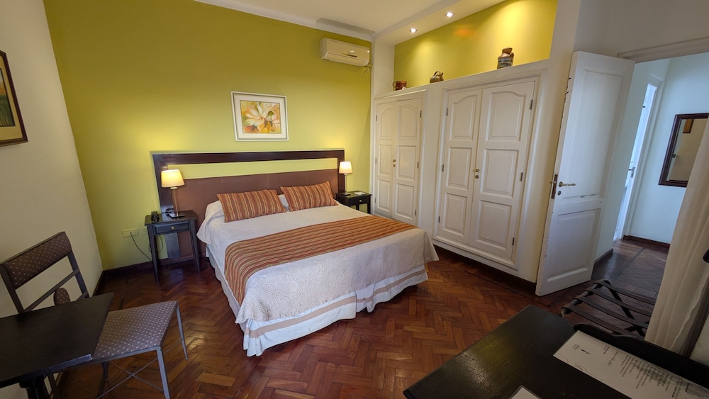 غرفة سوبيريور بسريرين منفصلين، Delvino Boutique Hotel 2/9
