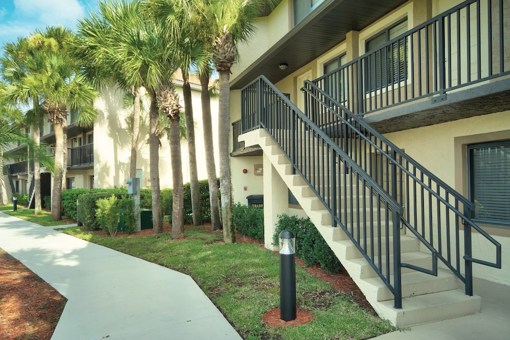 Club Wyndham Orlando International 42/50