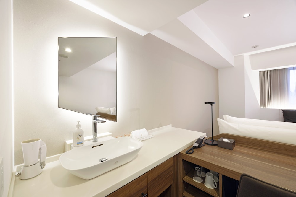 Holiday Inn & Suites Sapporo Odori Park 56/57