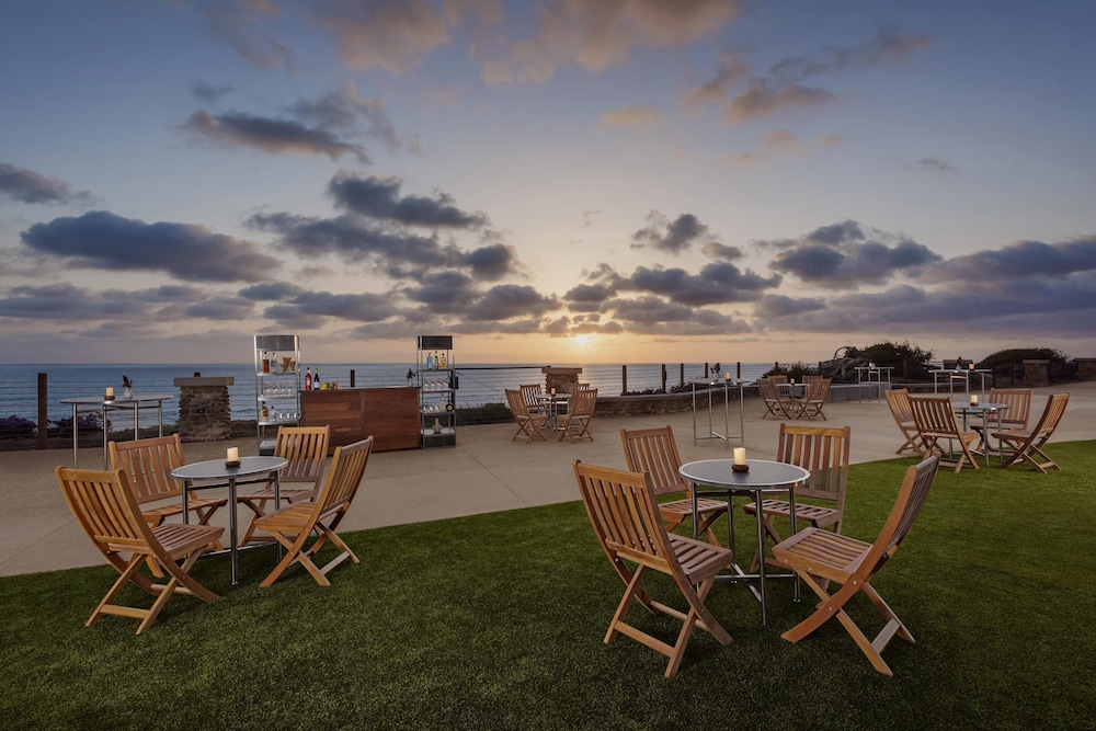 Alila Marea Beach Resort Encinitas 37/39