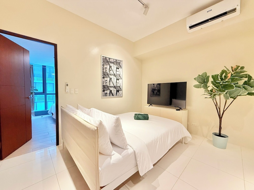 1 Bedroom, Condo, Tower, Economy, 2 Queen Beds, Pool View