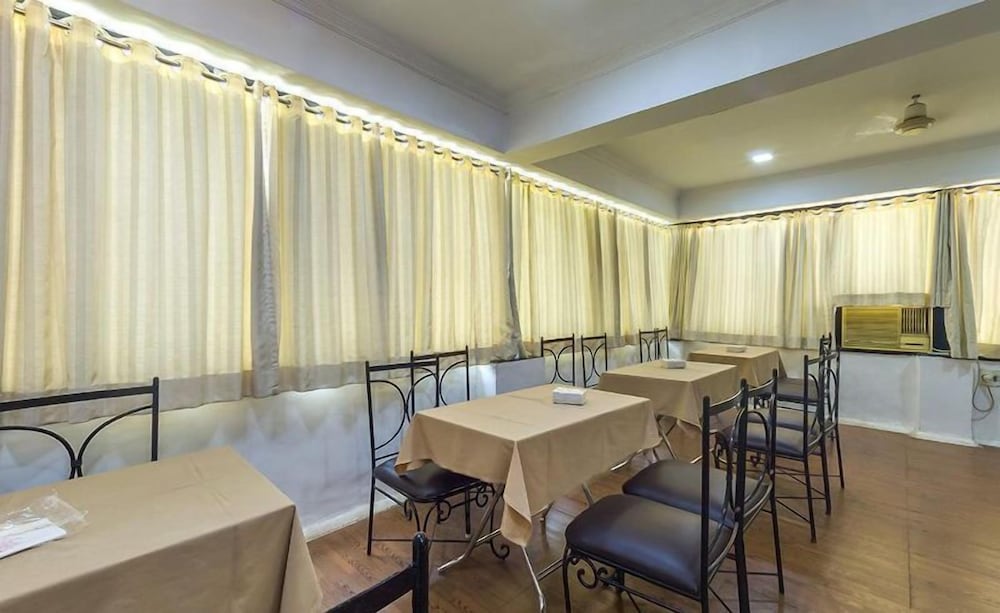 HOTEL HERITAGE DAKSHIN 35/50