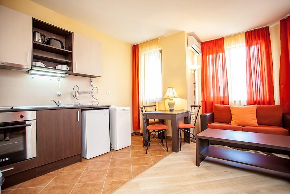 Saint Thomas Holiday Village 15/50