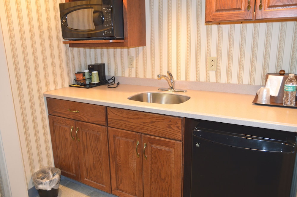 Best Western Plus Wilkes Barre Center City 6/55