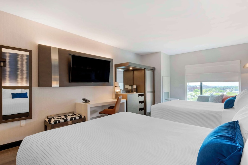 Standard, 2 Queen Beds, Cambria Hotel Detroit Downtown 3/4