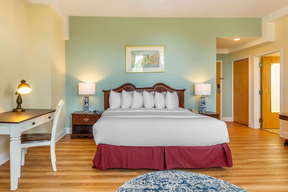 The Carriage House Inn Newport 19/44