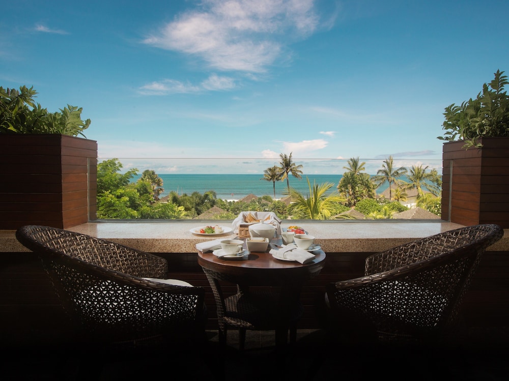 The Seminyak Beach Resort and Spa 8/66