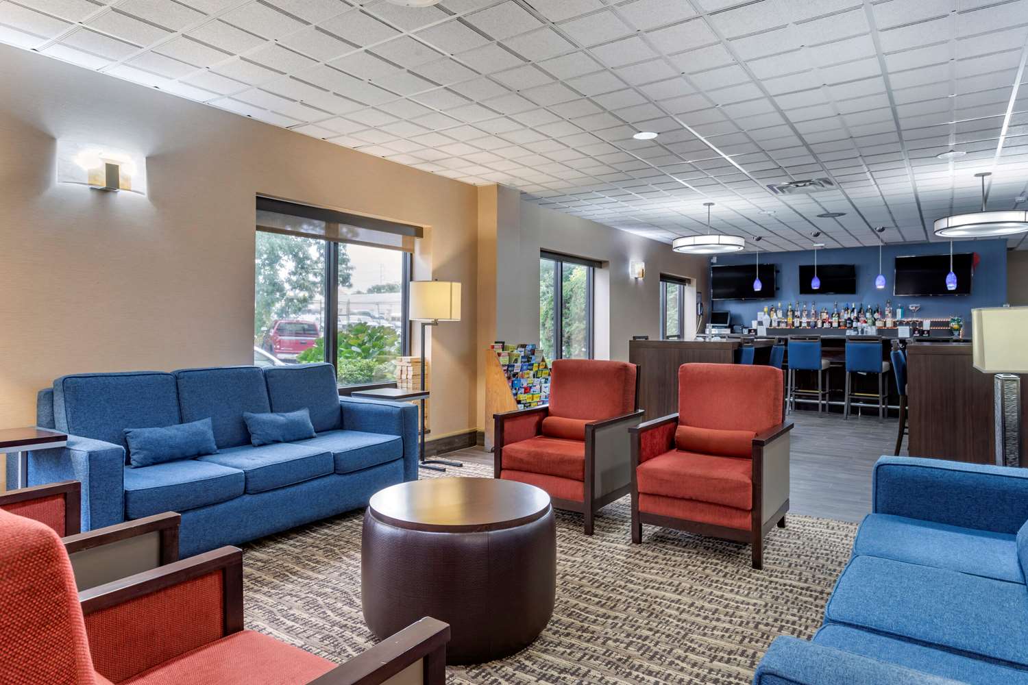 Comfort Inn Syosset-Long Island 3/10