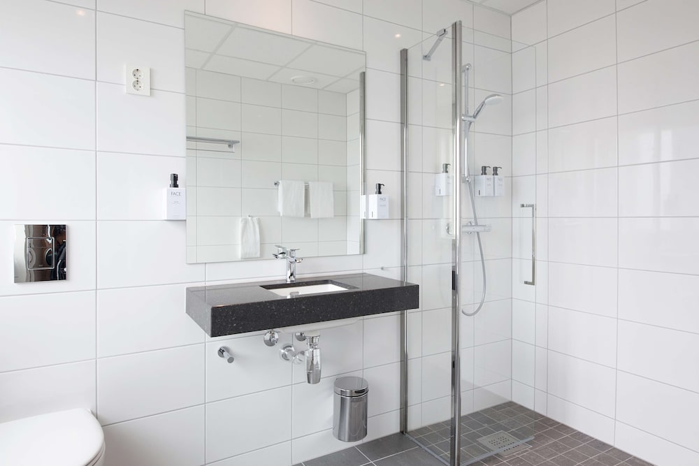 Scandic Sjolyst 28/77