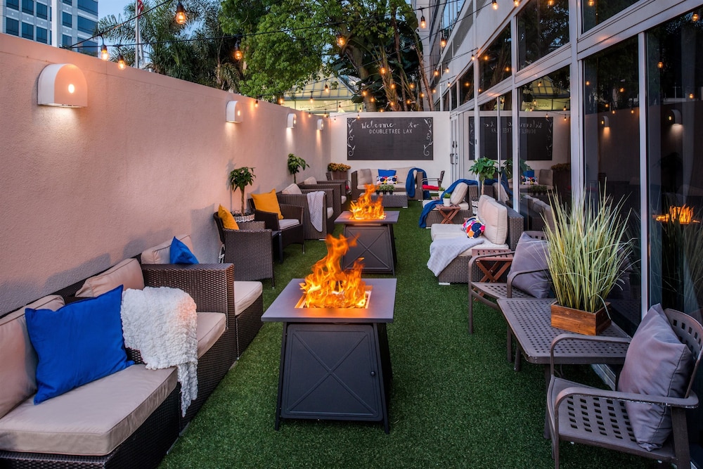 DoubleTree by Hilton Hotel LAX - El Segundo 50/84