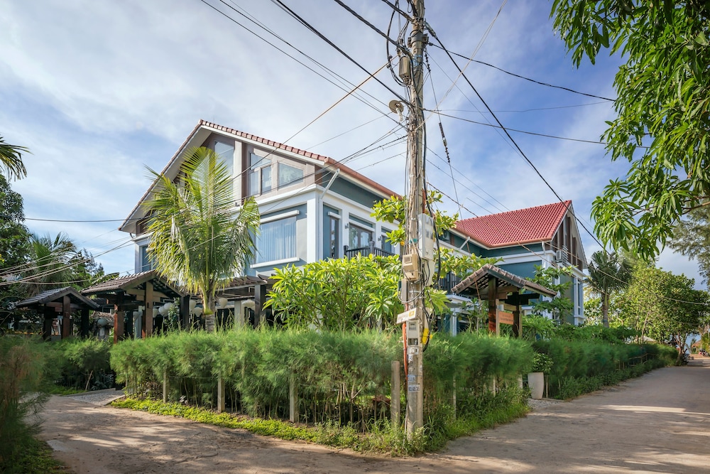 Aira Boutique Hoi An 5/67
