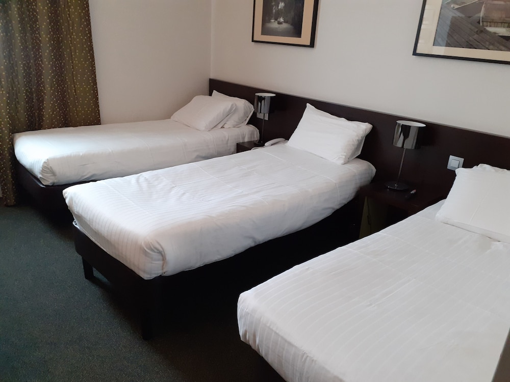 Hotel Kyriad Orly Aeroport Athis Mons Formerly Kyriad Orly Athis Mons 5/68