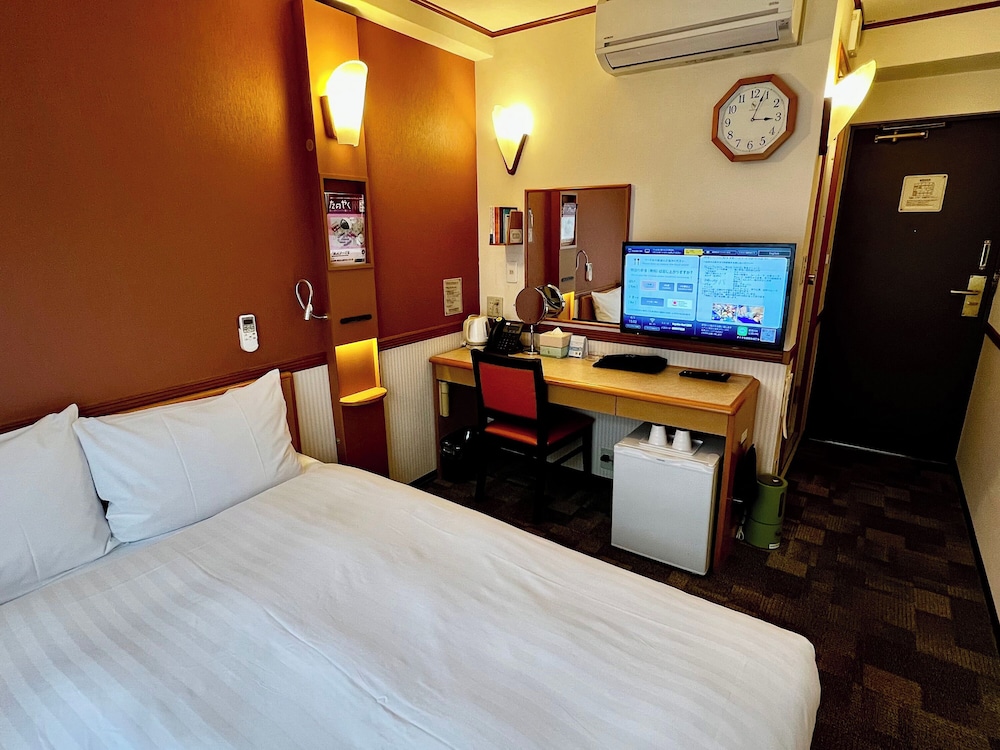 Toyoko Inn Shin-yokohama Ekimae Honkan 13/58