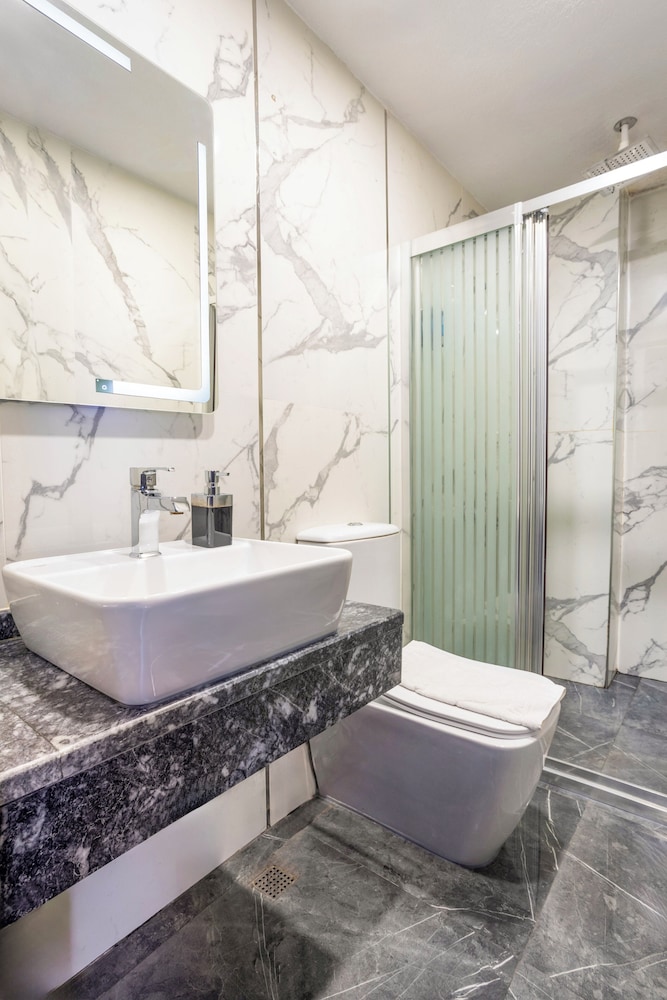 Meridiani Taksim Hotel 38/43