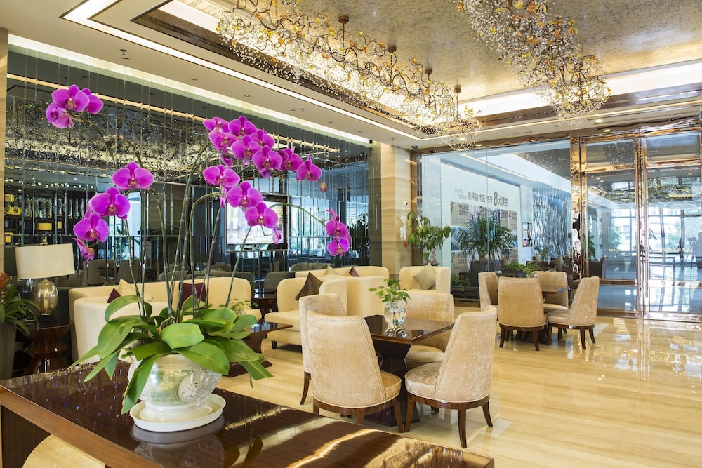 Longjiang Country Garden Phoenix Hotel 26/35