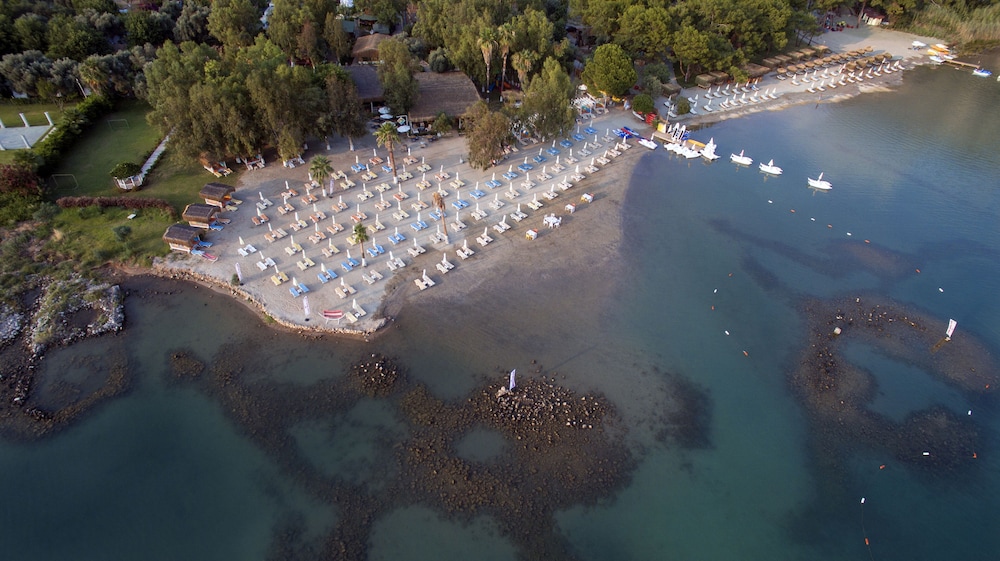 Sugar Beach Club 7/61