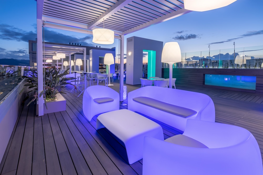 Barcelo Malaga 66/72