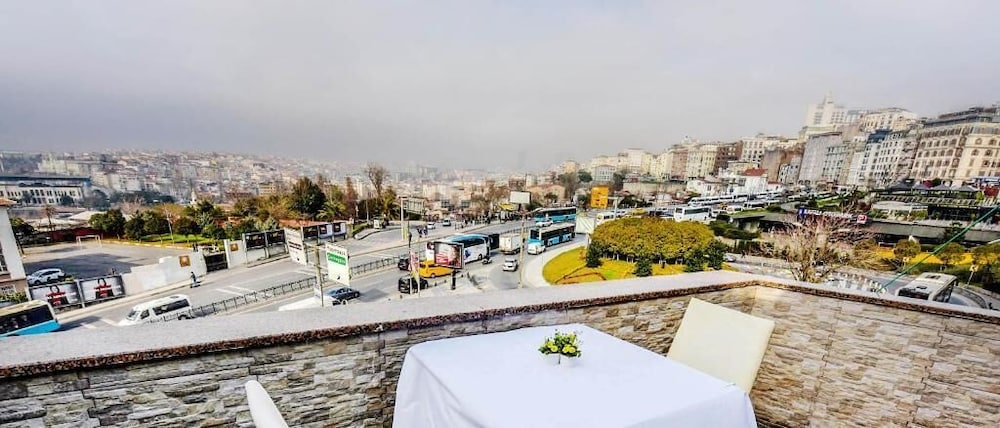 Pera Life Hotel 47/51