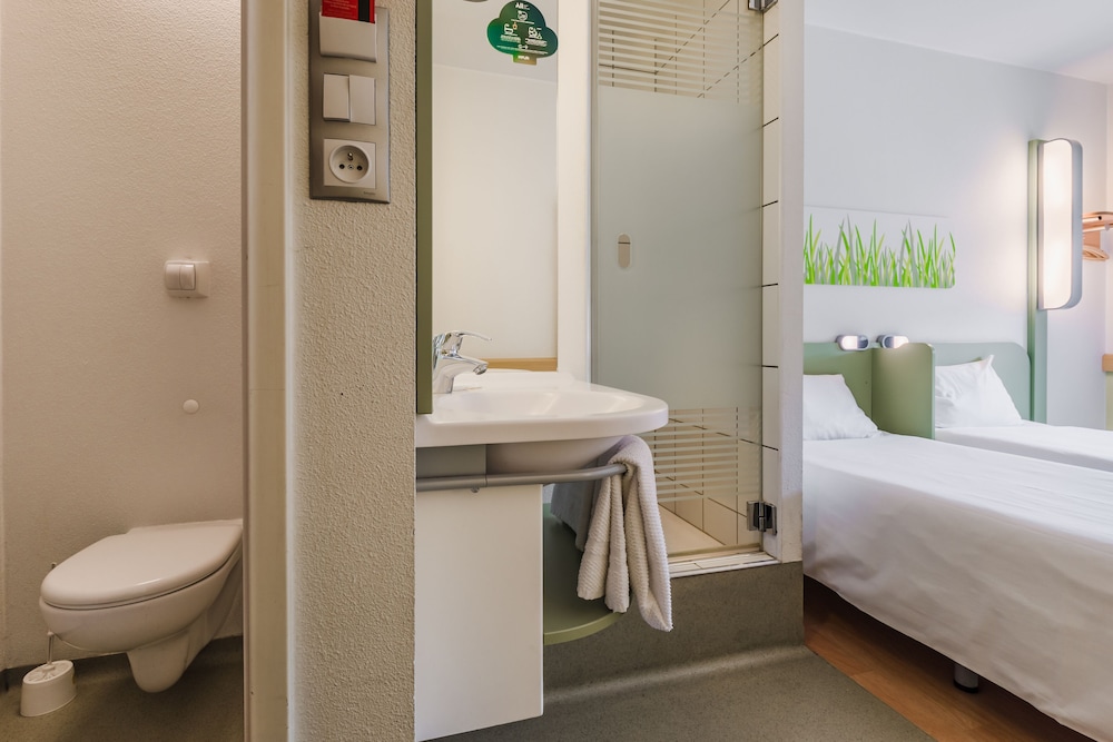 Ibis Budget Warszawa Reduta 11/54