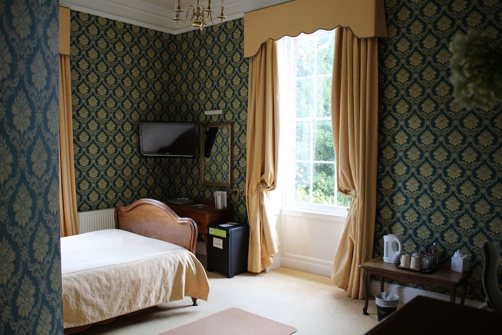 The Old Rectory 25/71