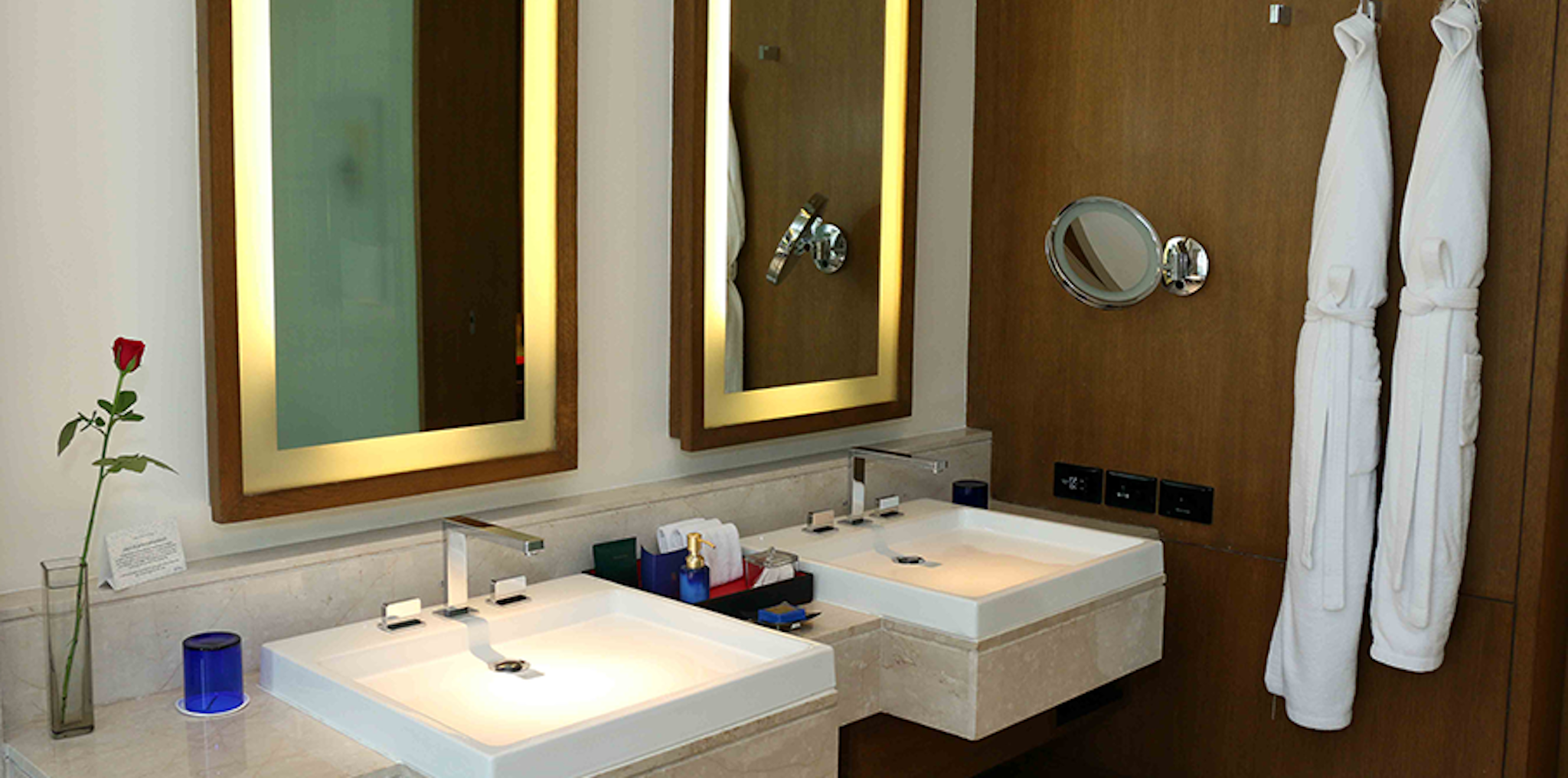 THE OBEROI GURGAON 47/50