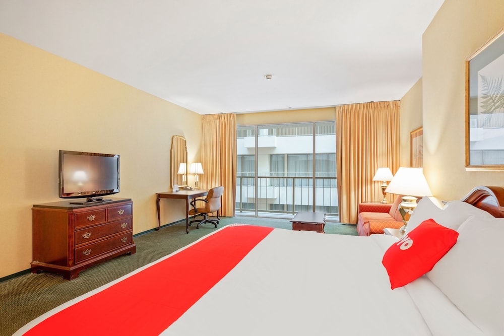 OYO Hotel St Louis Downtown City Center MO 11/22